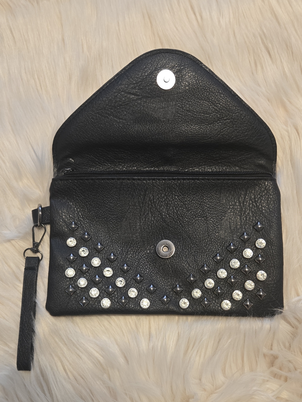 Black Studded Vegan Leather Clutch with Tassel - NEW - Picture 3 of 9